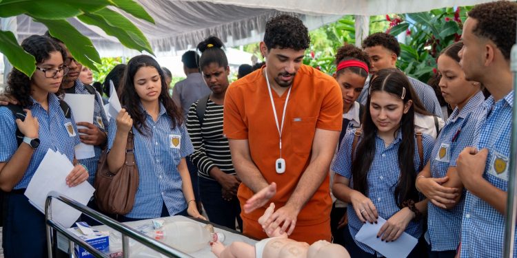 O&Med revoluciona la orientación profesional con “O&Med Camp”: Médico por vocación