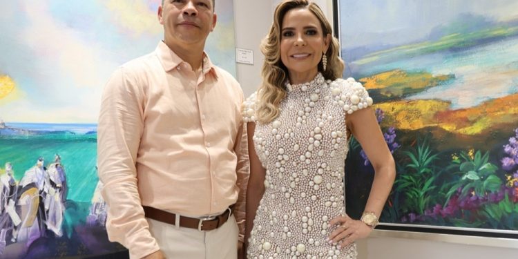 Arte 12 Studio presenta su espacio renovado con la colección “Tiempo” del artista visual Melanio Guzmán