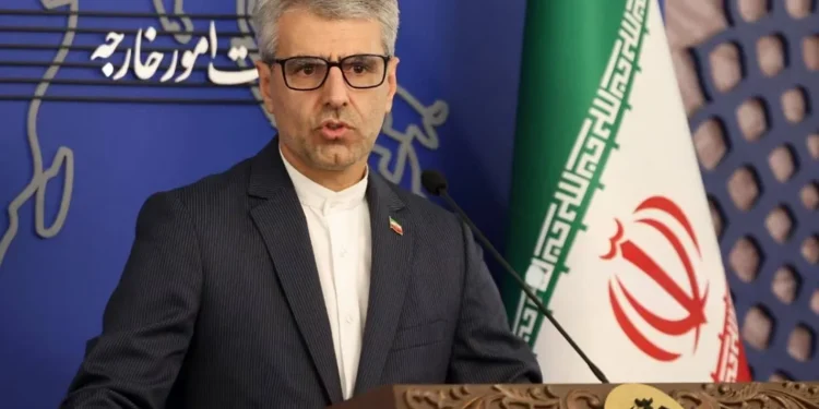 Irán revisa propuesta de EEUU mientras Trump presiona a Teherán por acuerdo para acabar la guerra
