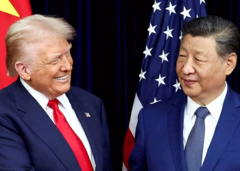 Donald Trump llega a China para reunirse con Xi Jinping en medio de tensiones comerciales y la guerra contra Irán