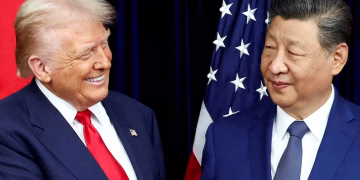 Donald Trump llega a China para reunirse con Xi Jinping en medio de tensiones comerciales y la guerra contra Irán