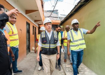 MIVHED inicia intervención de viviendas en el sector 27 de Febrero