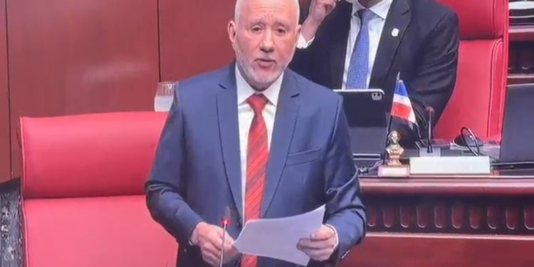 Taveras Guzmán anuncia se retira del PRM y se declara senador independiente
