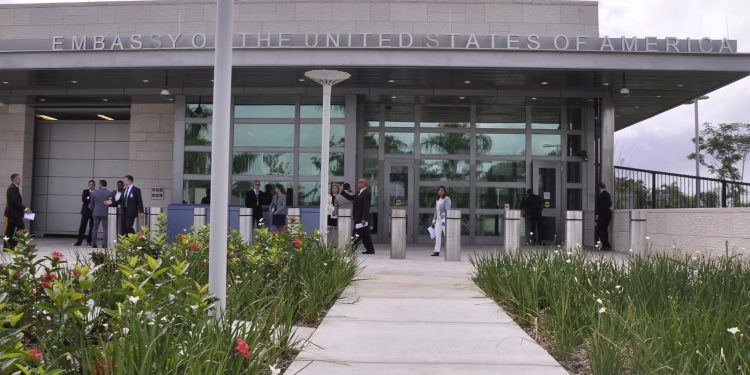 Embajada de EE.UU. en RD recuerda requisitos obligatorios para entrevistas de visas de inmigrante
