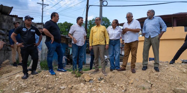 Deligne exhorta a respaldar ajustes dirigidos a mantener estabilidad sin afectar sectores más vulnerables