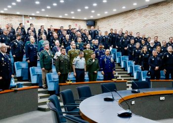 Policía Nacional fortalece cooperación académica internacional en encuentro de IBERPOL en España