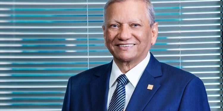 El doctor Leonardo Aguilera resalta capacidad del país para atraer inversión extranjera directa pese a la incertidumbre global