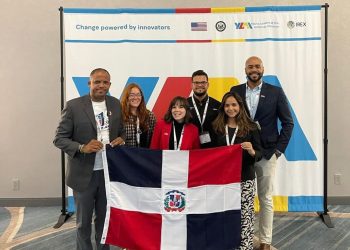 Jóvenes dominicanos seleccionados para programa EE. UU. impulsan proyectos de liderazgo empresarial