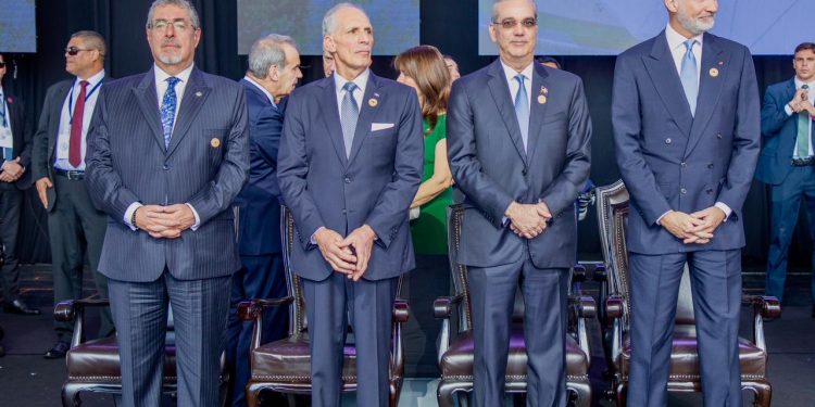 Presidente Abinader participa en la transmisión de mando presidencial de Costa Rica, Laura Fernández Delgado