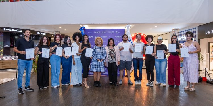 Grafía de Luz 2026: UNAPEC convierte la música en imágenes y celebra 24 años de creatividad visual