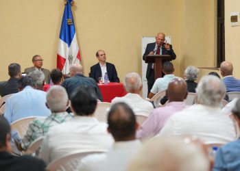 Realizan conferencia sobre el papel de las familias en la Independencia Dominicana