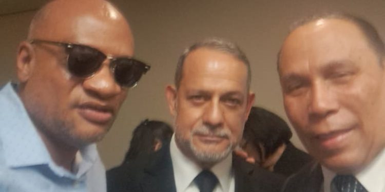 Dirigentes políticos expresan condolencias al exjefe de la Policía Guillermo Guzmán Fermín por fallecimiento de su madre