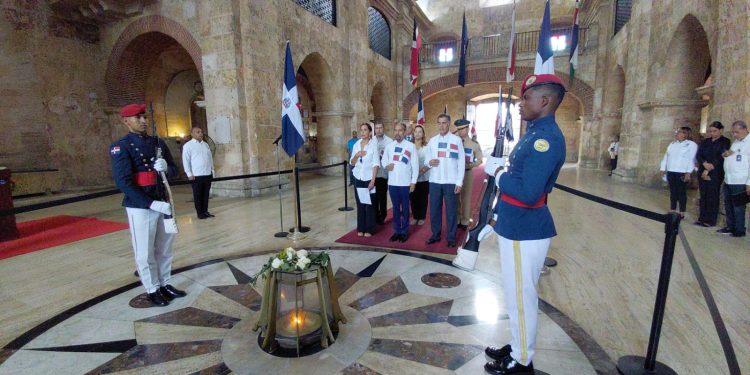Efemérides Patrias conmemora Día del Soldado Democrático honrando la memoria de Fernández Domínguez y combatientes constitucionalistas