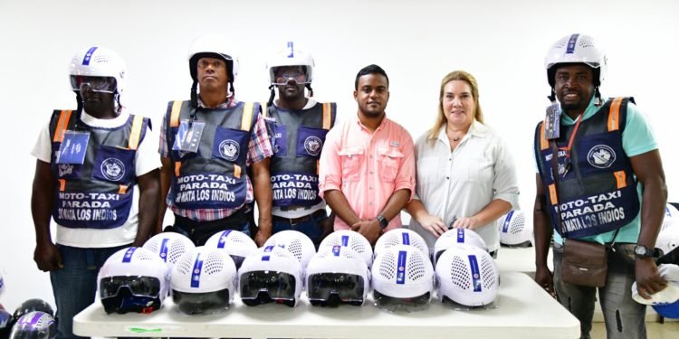 Gobierno apuesta a cascos certificados para reducir muertes en motociclistas en RD