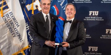Embajada de EE. UU. destaca liderazgo y compromiso del presidente Abinader con libertad y desarrollo de RD