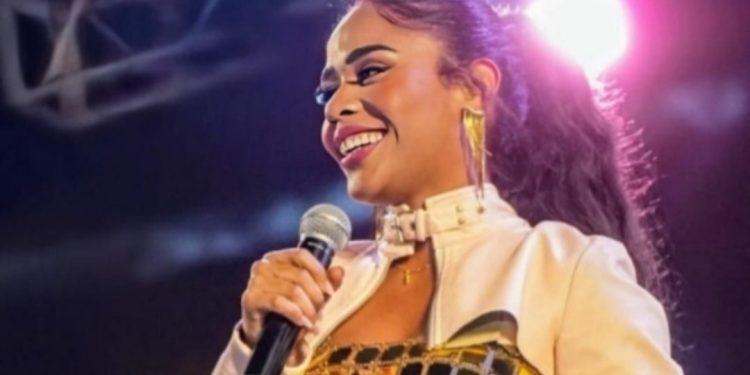 Steffany Constanza recibe histórica nominación en los Premios Estela de Guatemala por Mejor Canción Merengue