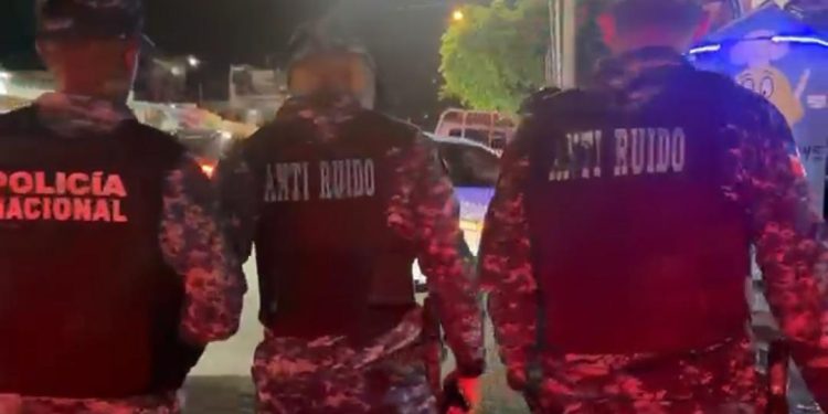 Policía preventiva y Antirruidos realizan operativos contra el delito y contaminación sónica en Sabana Perdida, SDN