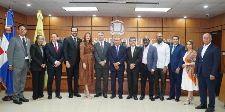 TSE inicia diplomado en Justicia Electoral dirigido a miembros de movimientos, agrupaciones los partidos políticos