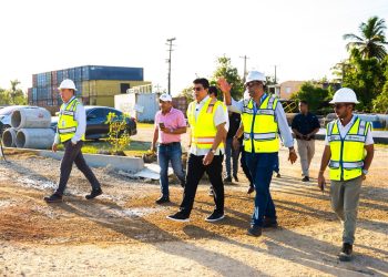 CAASD avanza trabajos en la avenida San Vicente de Paúl