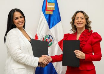 En Madrid impulsan programa de formación para mujeres dominicanas en España