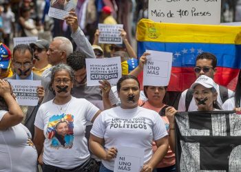 Venezuela liberó a ocho militares condenados por “instigación” contra el régimen de Nicolás Maduro