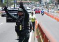 Conductor de motocicleta será puesto a disposición del MP tras agredir agentes DIGESETT durante operativo en Villa Mella
