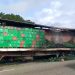 Patana cargada de cervezas se incendia en la autopista Duarte, tramo Pontón, en La Vega
