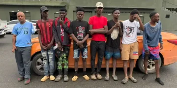 Detienen conductor con siete haitianos indocumentados tras persecución en Constanza