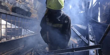Al menos 16 niñas muertas y 79 heridas al incendiarse un internado en Kenia