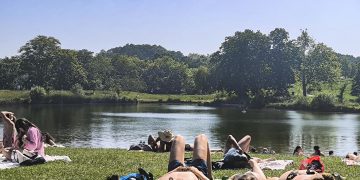 Las alertas por calor y riesgo de incendios se extienden por varios países europeos