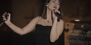Irán condena a 74 latigazos a una cantante por emitir un concierto virtual sin velo