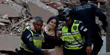 Líderes mundiales ofrecen ayuda humanitaria a Venezuela tras devastadores terremotos