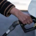 Precio de la gasolina en EE. UU. baja de los cuatro dólares por galón tras acuerdo con Irán