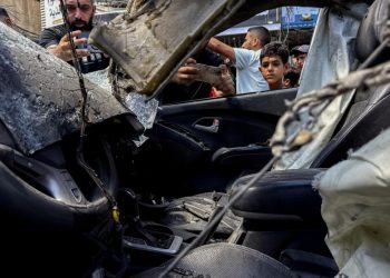 Otro bombardeo de Israel en el sur de Gaza mata a un paramédico del Ministerio de Sanidad