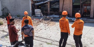 Un terremoto de magnitud 6.7 sacude parte de Indonesia y deja 8 heridos