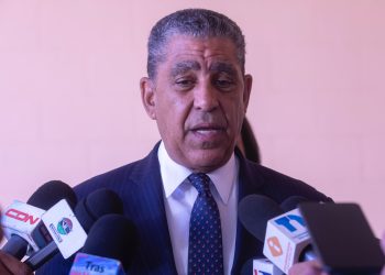Venier Atelier, marca de moda y tradición dominicana, respalda la reelección del congresista Adriano Espaillat