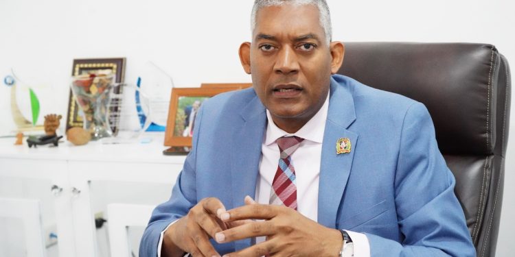 Feliciano Lancer: Crecimiento sin bienestar el sofisma económico dominicano