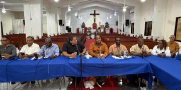 Presidente Abinader aporta RD$5 millones para apoyar proyectos de la Parroquia San Luis Rey de Francia