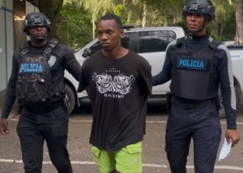 Policía Nacional y Ministerio Público arrestan a “Caco”, por la muerte de una mujer en Santiago.
