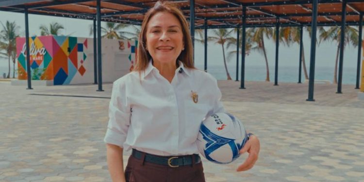 Carolina anuncia que la Alcaldía del DN proyectará partidos del Mundial de Fútbol en el Malecón Deportivo