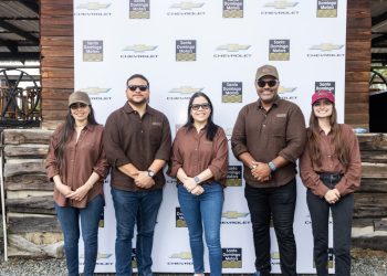 Clientes y aliados de Santo Domingo Motors y Chevrolet viven experiencia todoterreno