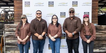 Clientes y aliados de Santo Domingo Motors y Chevrolet viven experiencia todoterreno