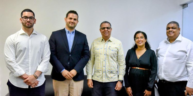 Impulsan innovador proyecto científico para transformar el sargazo en bioenergía y compuestos de alto valor