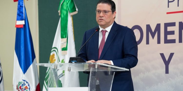 MICM y JAD forman a líderes agroindustriales para fortalecer al sector 