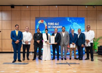 APORDOM recibe reconocimiento internacional por impacto del Plan Nacional de Muelles en comunidades costeras