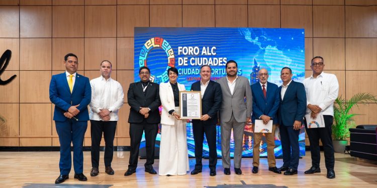 APORDOM recibe reconocimiento internacional por impacto del Plan Nacional de Muelles en comunidades costeras