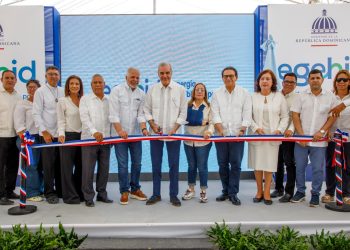 Presidente Abinader inaugura carretera Carrizal–La Piedra–La Guázuma, que impulsa producción agrícola, mejora movilidad de las familias