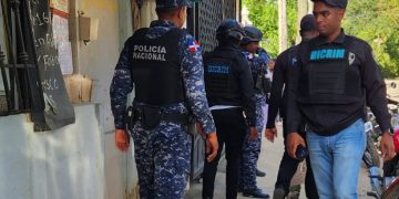 DICRIM investiga robo en colmado de Buena Vista Primera en Villa Mella; Policía refuerza patrullaje preventivo en la zona