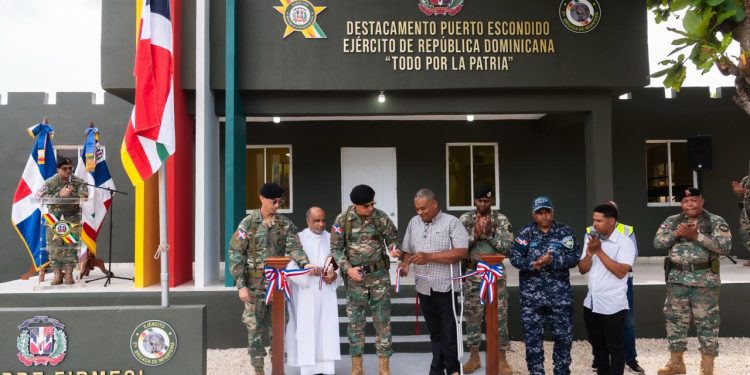 Ejército entrega remodelado el destacamento de Puerto Escondido