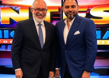 Persio Maldonado y líder político analizan retos y futuro de la comunicación en República Dominicana